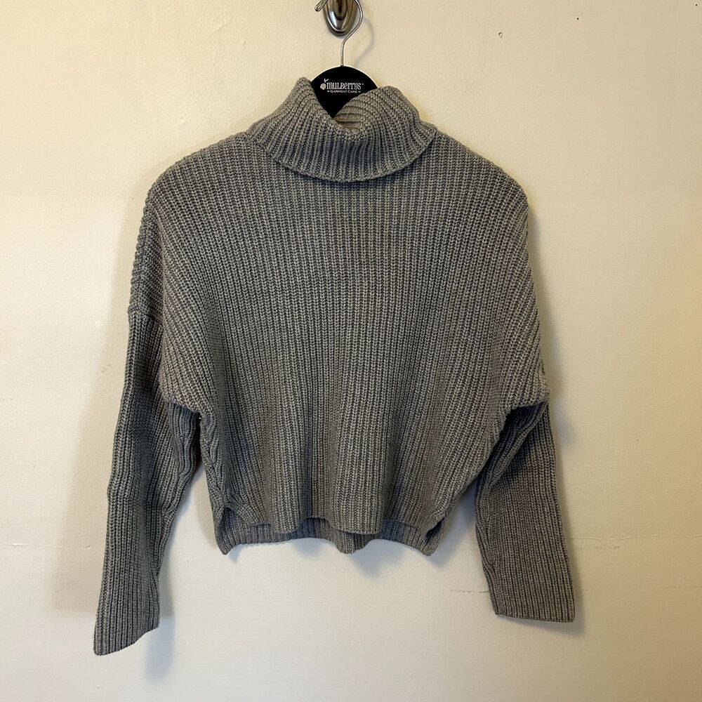 Abercrombie Turtleneck Sweater Cropped Gray Knit Small Cozy